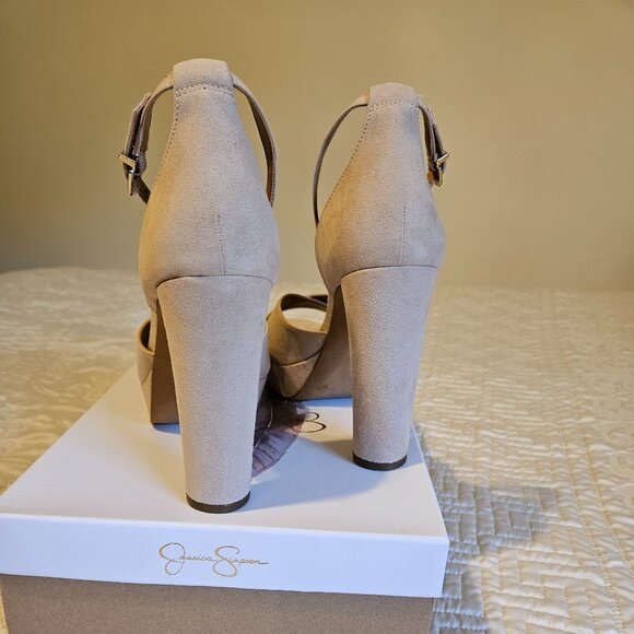 Jessica Simpson Irbella Beige Platforms - Picture 5 of 10